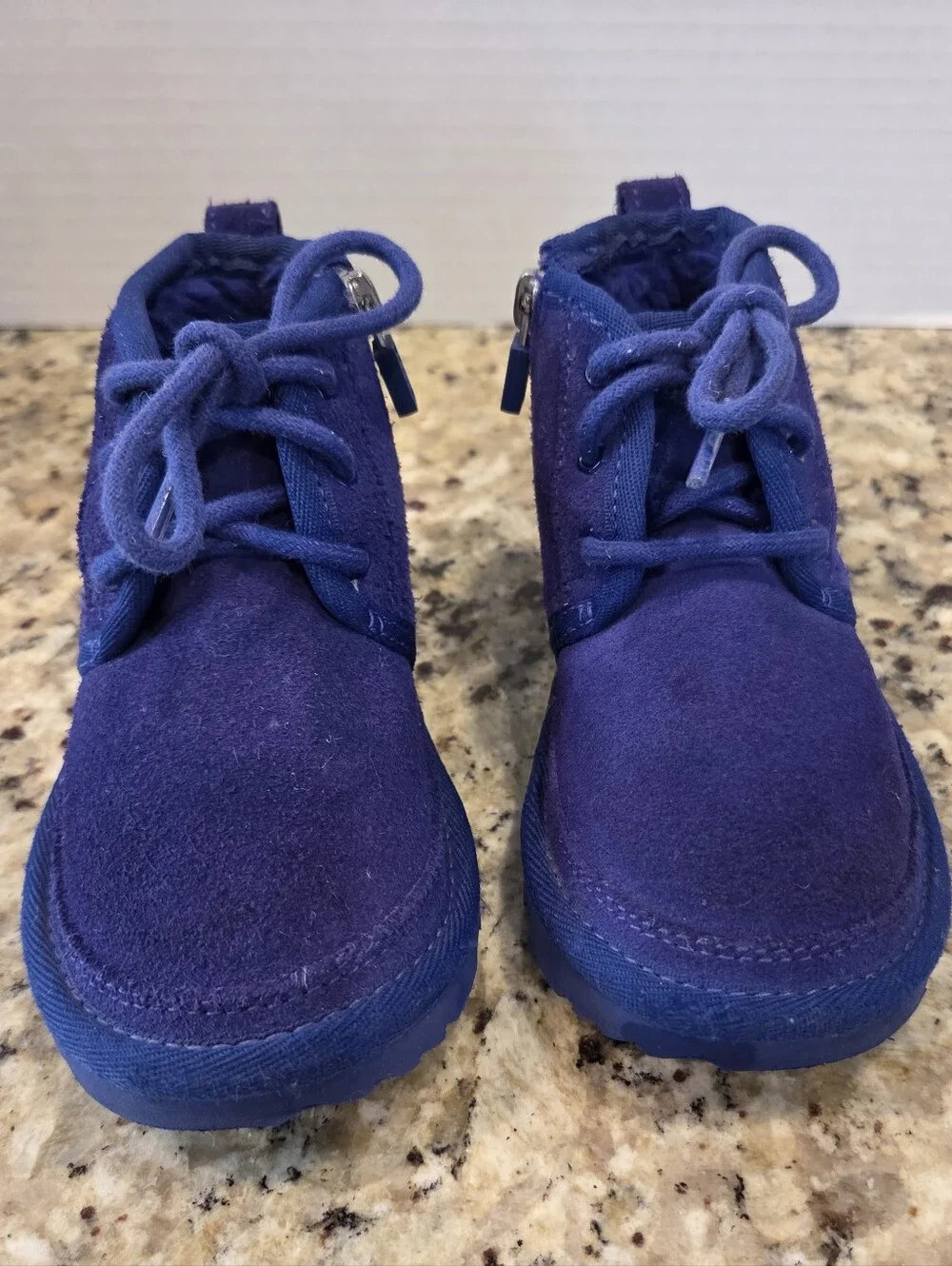 UGG Suede K Neumel II Lace Up Cozy Boots Navy Blue Shoes Zipper Size 8 Youth